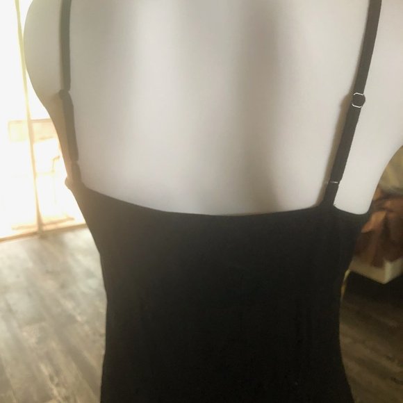 Ann Taylor Black cotton Cami with ruffle on one side -MEDIUM - Picture 3 of 3
